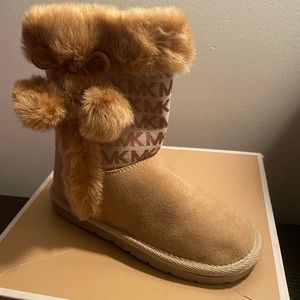 Tan Kids sz 12 Michael Kors boots w/Pom pom